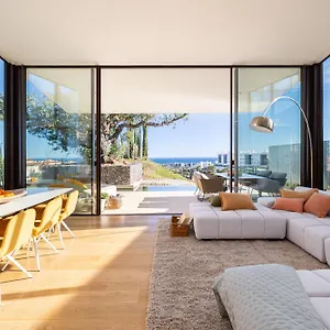 Leiro Residences Hotel