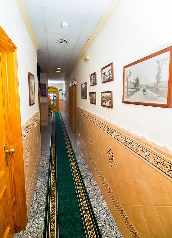 Guest house Hostal Los Corchos Fuengirola