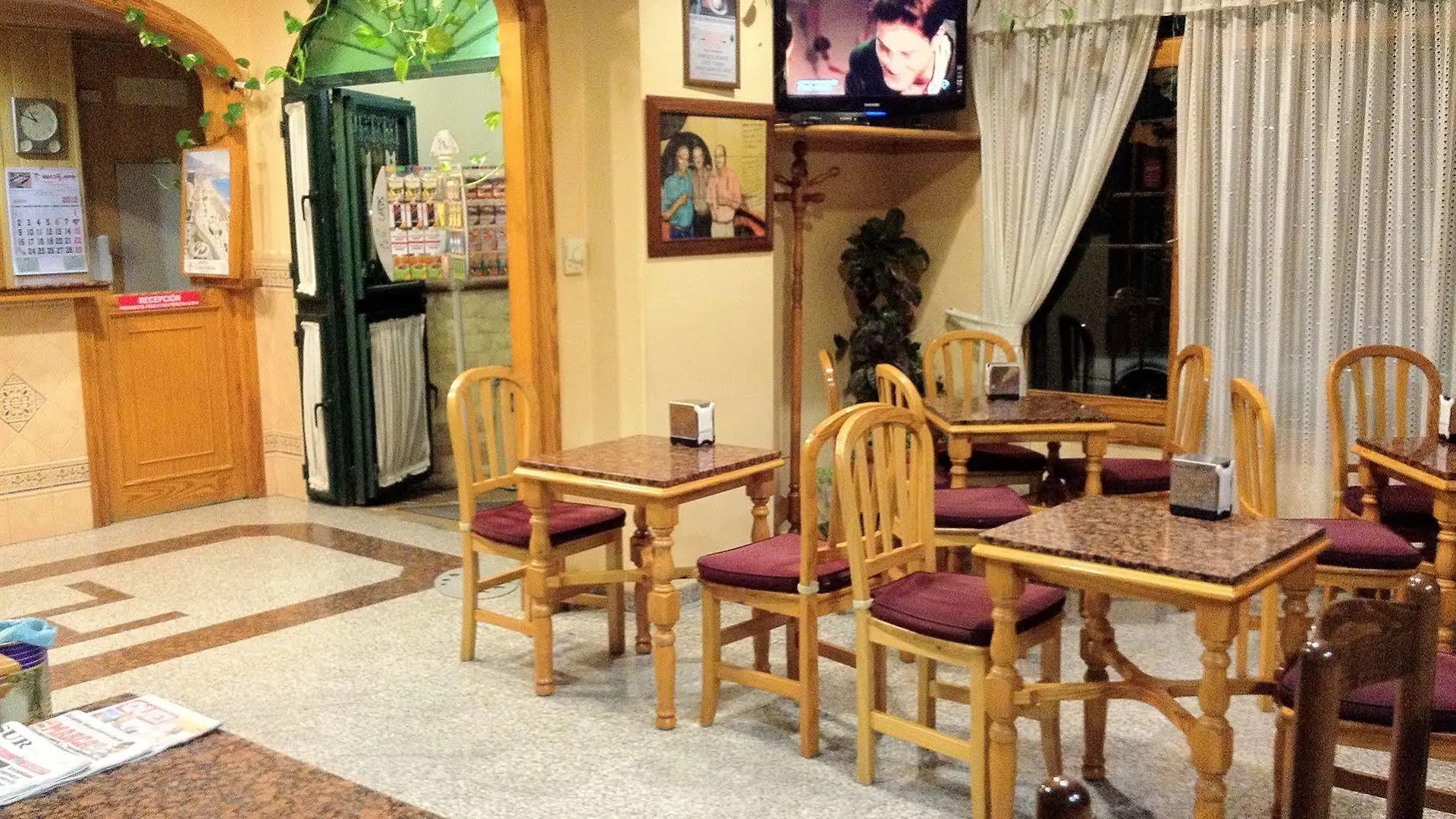 Hostal Los Corchos Fuengirola Guest house